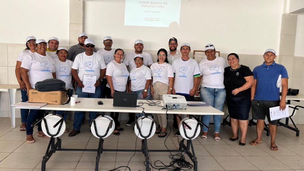 Curso de piscicultura capacita pescadores em Malhada (BA) com apoio da FEPESBA